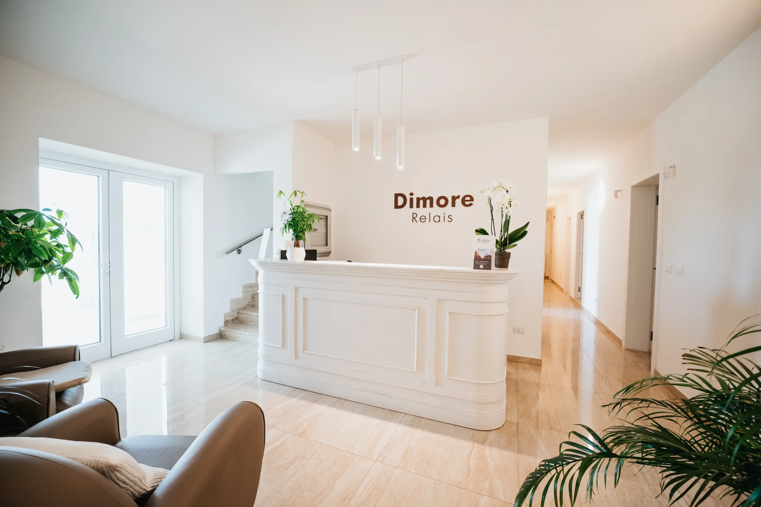 La reception di Dimore Relais, dove accogliamo i nostri ospiti